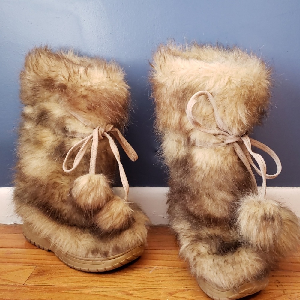 Colin Stuart Faux Fur Boots